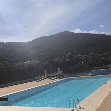 2 Piscine Municipale A 500 M Villa